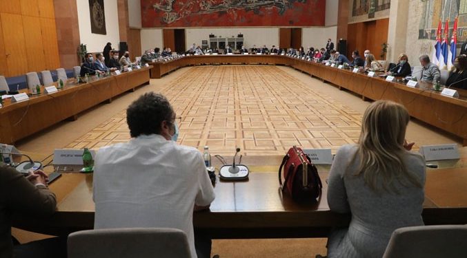 KRIZNI ŠTAB PRELOMIO: Ovo su nove mere! Odlučeno kada će biti moguća masovna okupljanja