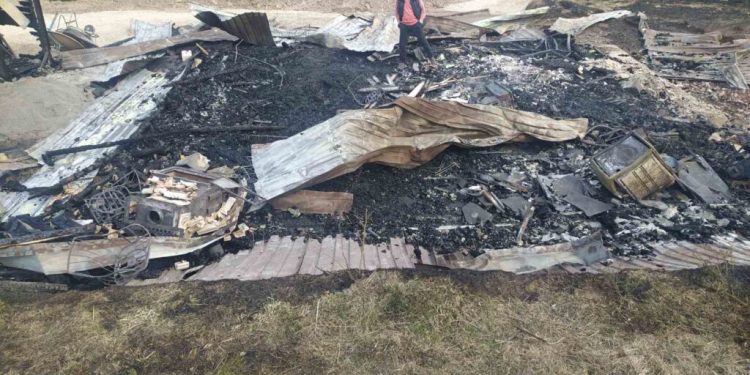 OBIJENA PA POTOM ZAPALJENA VIKENDICA NA JABUCI KOD PRIJEPOLJA
