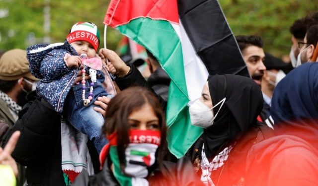 (VIDEO) ARAPI NA NOGAMA: Jordanci i Libanci krenuli ka Palestini, okršaji na Zapadnoj obali
