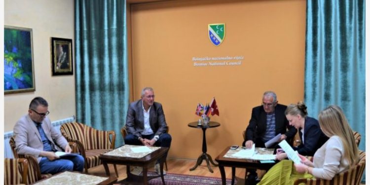 PLAKETA BNV ZA ŠEFĆETA ZATRIĆA I EMIRA UGLJANINA