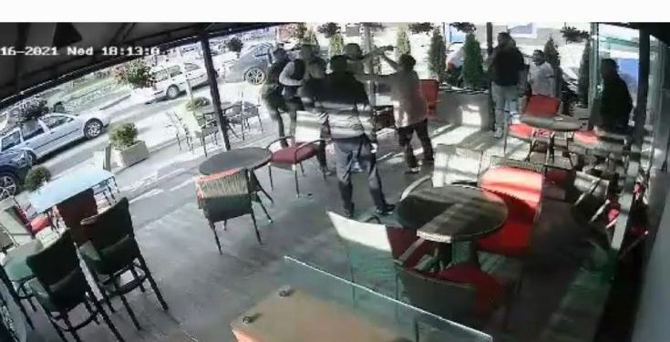 (VIDEO) Sjenica: SUROVA TUČA u kafiću Kristal