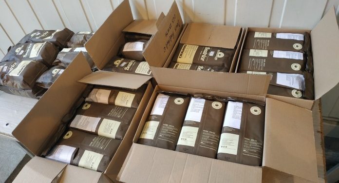 Novopazarac pokušao da prošvercuje espreso kafu ispod sedišta u automobilu (FOTO)
