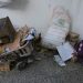 Raseljeni Palestinci u Gazi spavaju na podu škole: Treba nam hrana