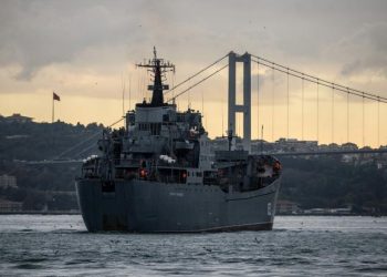 BLOKIRAN BOSFOR, OBUSTAVLJENA PLOVIDBA: Obalska straža hitno reagovala, Istanbul na nogama! (MAPA)