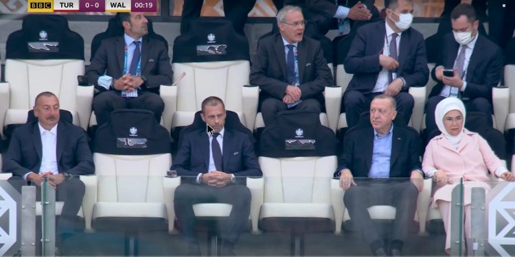 URO2020 Erdogan na utakmici TURSKA vs. VELS