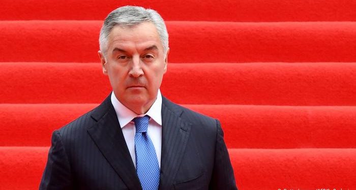 (VIDEO) MILO Đukanović o Joanikiju i Rakoviću: BESPOSLEN POP I GOVEDA KRSTI
