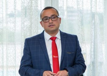 BITI IZDAJNIK: Rugati se žrtvama genocida, Albin Ćeman je licemjer?