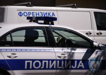 PUCAO U NEVENČANU SUPRUGU, PA U SEBE