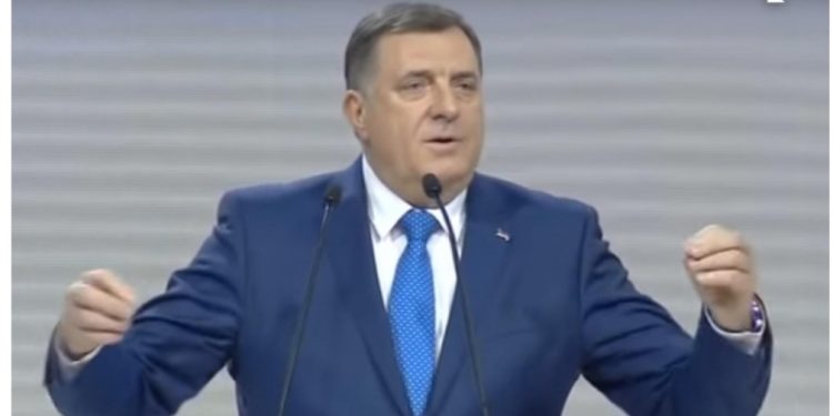 DODIK OTROVAN USVAJANJEM REZOLUCIJE O SREBRENICI: “To je akt neprijateljstva prema Srbima”