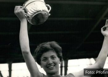 Preminula legendarna Vera Nikolić!