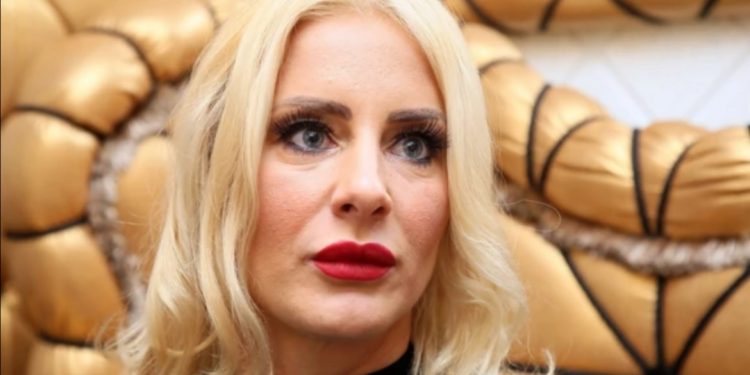 “POLA SATA 150 EVRA” Milica Dabović u centru skandala zbog profila o eskort devojkama