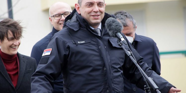 Vulin: Žandarmerija spremna da ispune svaku naredbu Vučića