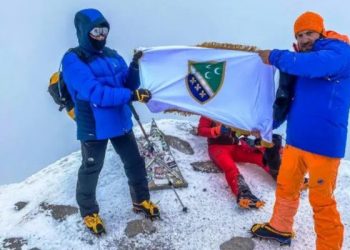 Jasko Graca na Elbrusu (5.642 m nm), najvišem vrhu Evrope i Rusije
