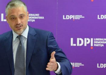 Jovanović (LDP): Direktor policije trebao da se ubije nakon što ga je Belivuk vitlao po loži