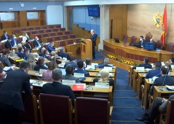 SKUPŠTINA CRNE GORE DANAS NIJE GLASALA O REZOLUCIJI O GENOCIDU U SREBRENICI: Izjašnjavanje tek nakon…