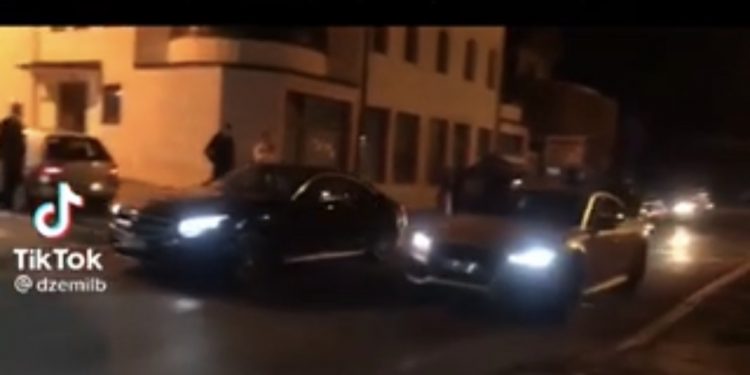 (VIDEO) ILEGALNE TRKE U NOVOM PAZARU! Zaplenjena luksuzna vozila velike vrednosti