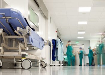Doživeo šok nakon sahrane! Sahranio ženu a ona mu se posle 18 dana pojavila na vratima ,