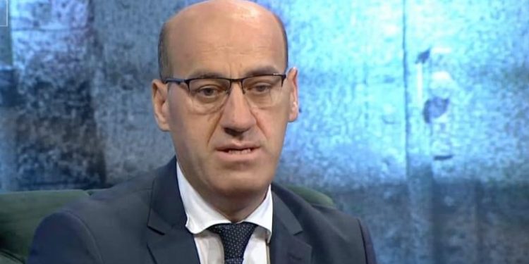 Ramiz Salkić: Bošnjaci koji insistiraju na priznanju i osudi genocida za Dodika su islamski fanatici!