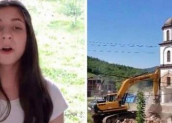 (VIDEO) UŽAS I SRAMOTA: ANDJELA pjevala o rušenju crkve iz avlije NANE FATE- “Zar zbog jedne žene i crkva da strada?”