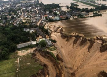 NIJE DOBRO U NJEMAČKOJ: Nastavlja se katastrofa, pukla brana…