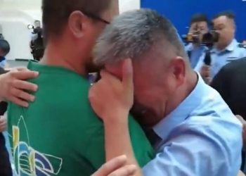 (VIDEO) Našao otetog sina posle 24 godine