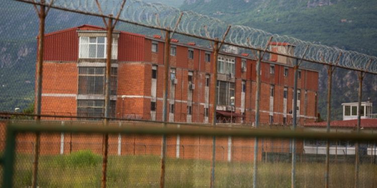 RAT KLANOVA I U ZATVORU: Kavčani vrelim uljem polili Vukadinovića