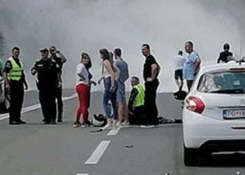 BEOGRAĐANIN POKOSIO ŠEST PJEŠAKA NA TROTOARU U BUDVI PA POBJEGAO