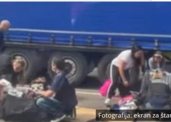 (VIDEO) FRANCUSKI SPECIJALISTI UŠLI U SRPSKI AUTOBUS, VRIŠTUĆI POLICIJU, POLICIJU! Pljačka 3 miliona eura u Parizu ulje je srpskih kriminalaca