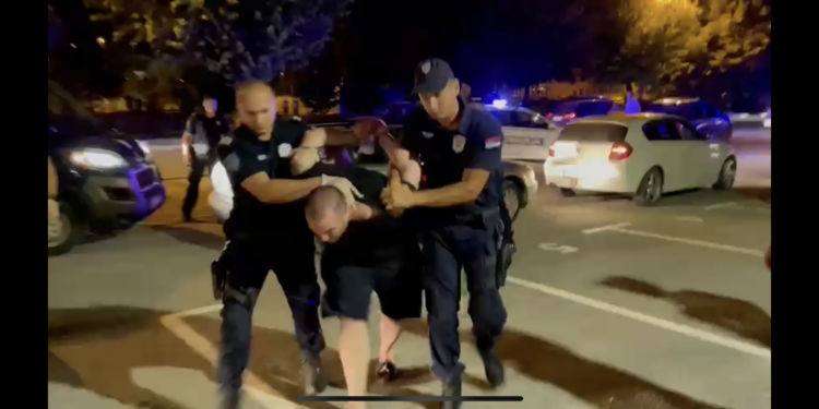 (VIDEO) HAPŠENJE KAO NA FILMU! Pogledajte akciju hapšenja nakon velike zaplene u Novom Pazaru