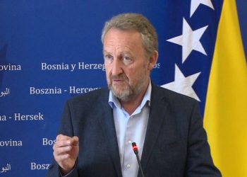 Izetbegović: Zvizdić ima pravo na viđenje stanja u stranci i životne odluke