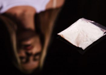 Na Sardiniji droga “pada sa neba”