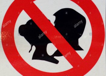 Priština: Kažnjen sa 450 eura, jer se ljubio s djevojkom na ulici…