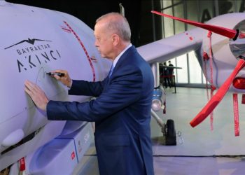 Erdogan: Turska je među tri vodeće zemlje u razvijanju borbenih bespilotnih letjelica