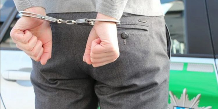 UHAPŠEN BANKAR: Uzeo 300.000 evra iz trezora!