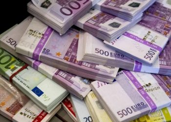 Lopov OPLJAČKAO banku i pobegao PEŠKE!