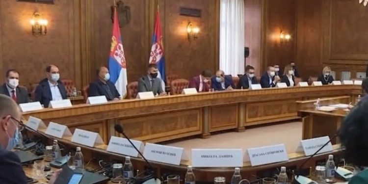KRIZNI ŠTAB ZASEDA POČETKOM SLEDEĆE NEDELJE! Očekuju se nove mjere