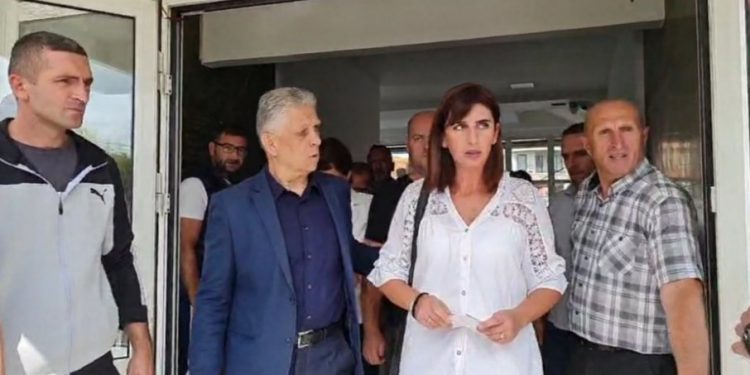 (VIDEO) SASLUŠANA UČITELJICA IZ NOVOG PAZARA: Adela Karaahmetović Melajac