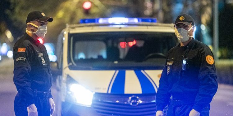 SVE NAPETIJE NA CETINJU: Bolnica iz sigurnosnih razloga otpušta pacijente… (foto)