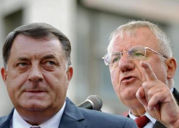 ŠEŠELJ U SVOM STILU: ”Muslimani prave crne liste, ali Srbija jednim potezom može matirati Sarajevo”