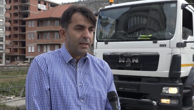 (VIDEO) Tutinsko komunalno preduzeće kupilo cisternu za pranje ulica