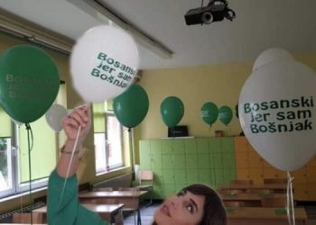 (VIDEO) Hrabra Adela u ime svih sandžačkih Bošnjaka rekla NE himni “Bože pravde”