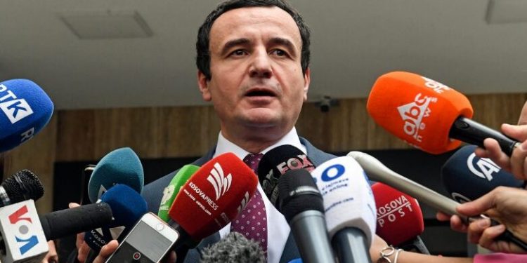 Kurti: Problem nije Kosovo, problem su Srbija i Vučić koji misli kao 90-tih