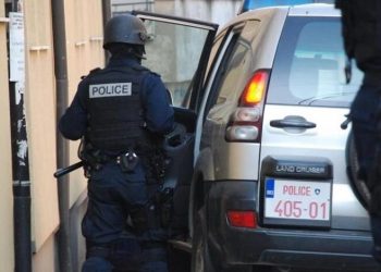 Kosovo: Dvije osobe ubijene u pucnjavi u Peći, među kojima kandidat PDK-a za gradonačelnika