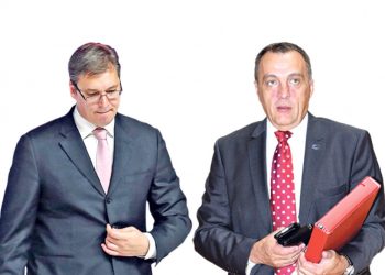 Bivši premijer Srbije: Skidanje tablica je Vučić potpisao prije pet godina