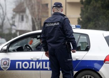 NESREĆA KOD NOVOG PAZARA Više učesnika povređeno: Sudarili se kombi i auto