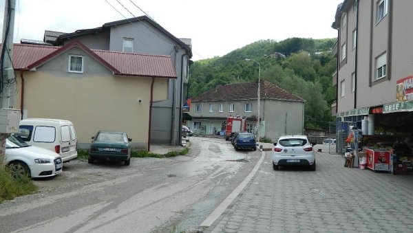 DETALJI NEZAPAMĆENE TRAGEDIJE: Ubio suprugu, ranio ćerku, pobegao pa izvršio samoubistvo