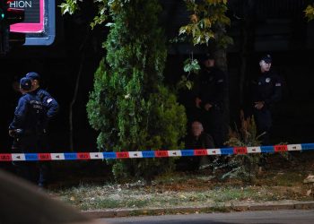 Završena drama u Beogradu: Uhapšen muškarac koji je pucao na policiju