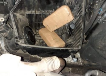 Par iz Vranja uhvaćen na granici: U specijalnom bunkeru krili 6kg heroina