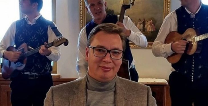DVA SMARAČA, MALO JAČA: Dodik uz rakiju i harmoniku, Vučić uz vino i tamburice- “Ja ne samo da se ne stidim, već se…”