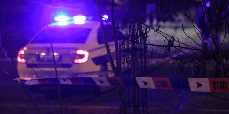 UŽASNA TRAGEDIJA U OBRENOVCU: Stradale dve devojčiće od 5 i 7 godina, UBILA IH STRUJA?!